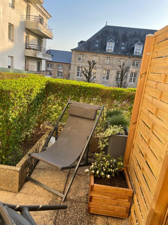 Le Garden Studio Avec Terrasse Et Parking Centre Ville Ruan Exterior foto