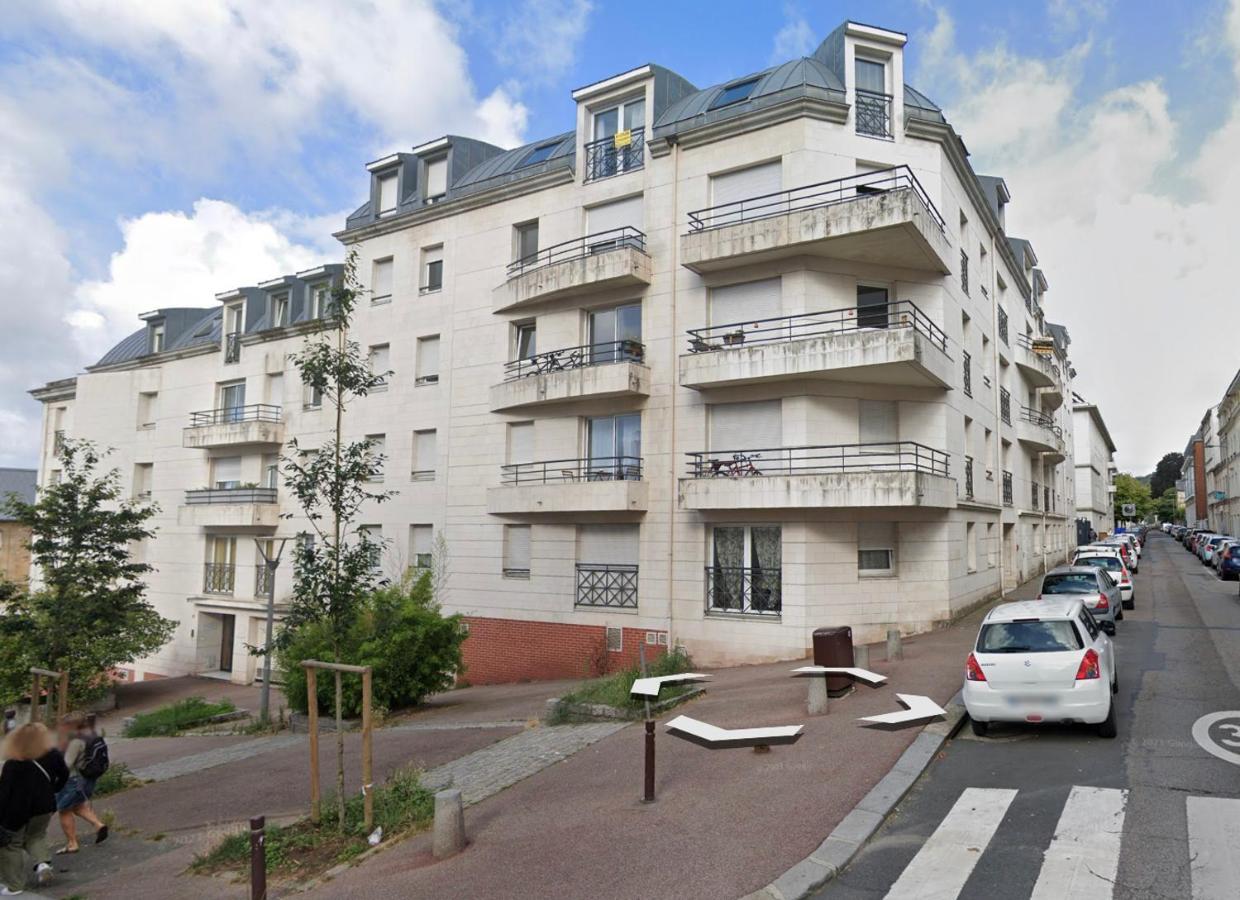 Le Garden Studio Avec Terrasse Et Parking Centre Ville Ruan Exterior foto